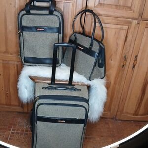 HARTMANN Black and Grey 3PC Carry-on Luggage Set Unisex